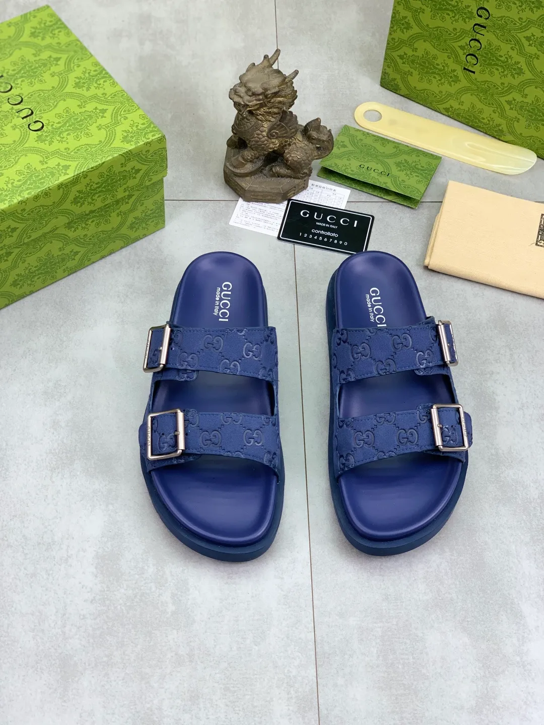 Men's Men's Shoes💰P340💰[New Style]🎁🎁🎁 High-quality GUCCI new casual slippers for the Year of the Snake, original official website, perfect workmanship, transmitting a kind of noble luxury, sublimating its definition of luxury in Gucci's high-end extraordinary craftsmanship. Original Gucci double G combination outsole, code number: 38-44 (45 customized)